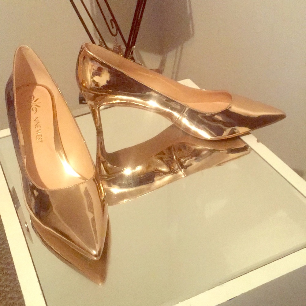 Brand new Nine West rose gold kitten heels